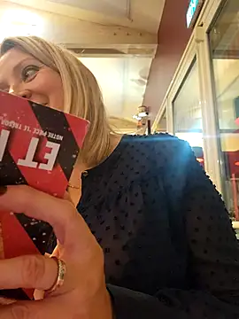 lady charlyne online show from 03-05-25, 06:56