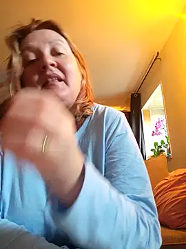 lady charlyne online show from 10-04-25, 07:54