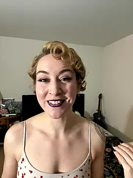 Snapshot of ketarisenup chatting on 11-10-25, 04:06 ketarisenup online show from 11-10-25, 04:06