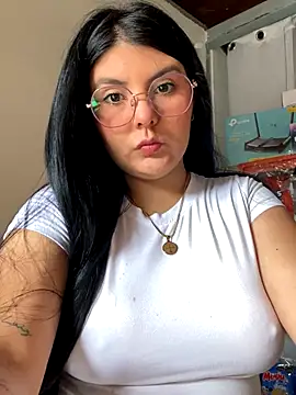 bella isabela online show from 09-24-25, 01:06