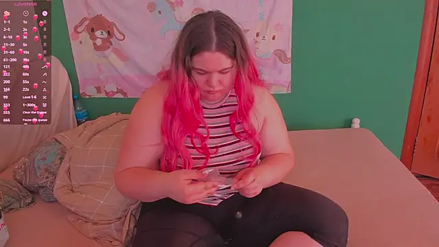 Freakcute  online show from 03-16-25, 02:22