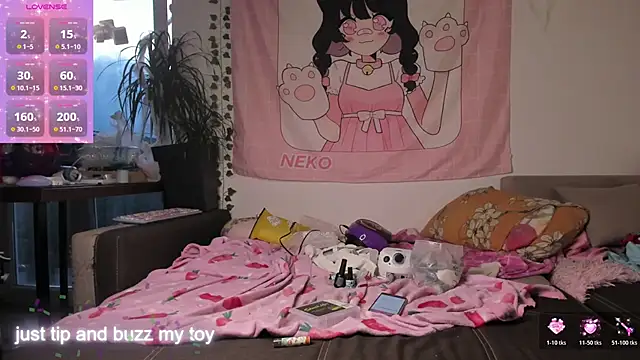 Freakcute  online show from 11-07-25, 03:38