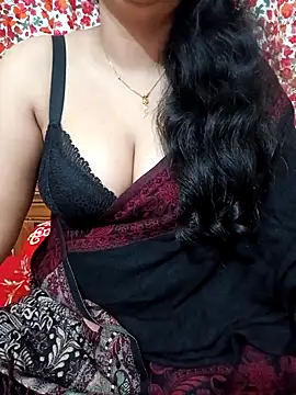 Priya Boudi online show from 12-14-25, 06:02