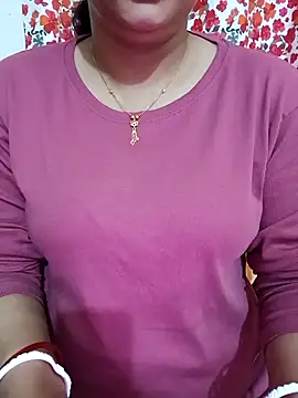 Priya Boudi online show from 12-17-25, 06:13