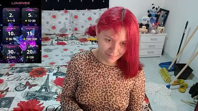 Snapshot of soniafuckboobs chatting on 05-07-26, 12:19 soniafuckboobs online show from 05-07-26, 12:19