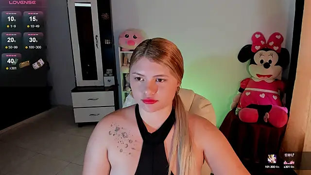 chloejones   online show from 03-03-25, 09:15