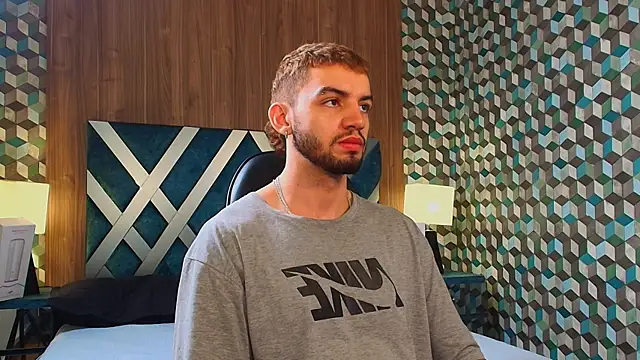 Michael magno online show from 09-17-25, 10:28