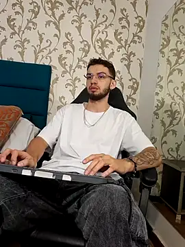 Michael magno online show from 03-31-26, 10:50