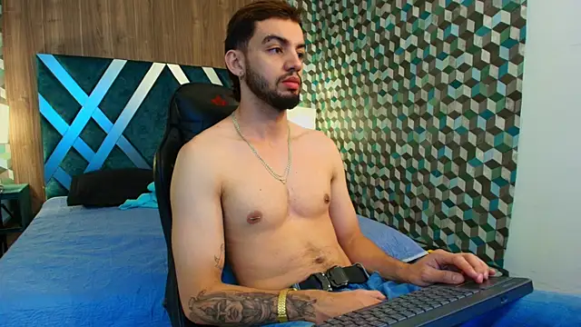 Michael magno online show from 10-08-25, 05:02