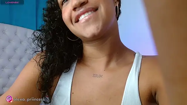 Alexa priincess online show from 10-08-25, 03:46