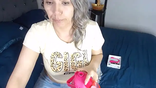 Chantal hott online show from 05-30-26, 03:28