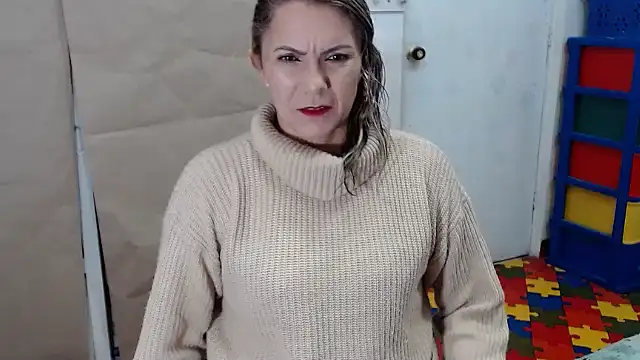 Snapshot of Chantal_hott chatting on 01-09-26, 07:43 Chantal hott online show from 01-09-26, 07:43