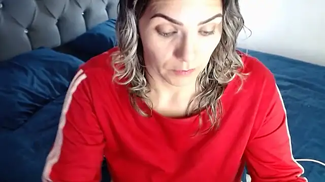 Snapshot of Chantal_hott chatting on 06-25-26, 09:53 Chantal hott online show from 06-25-26, 09:53