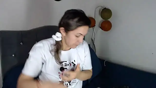 Snapshot of Chantal_hott chatting on 09-25-25, 03:40 Chantal hott online show from 09-25-25, 03:40