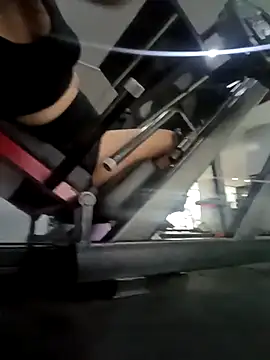 Snapshot of Chantal_hott chatting on 09-30-25, 11:27 Chantal hott online show from 09-30-25, 11:27