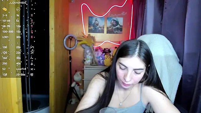 Fiery Brunette  online show from 11-20-25, 09:21