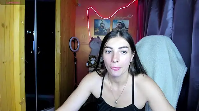 Snapshot of Fiery_Brunette_ chatting on 07-17-26, 04:43 Fiery Brunette online show from 07-17-26, 04:43