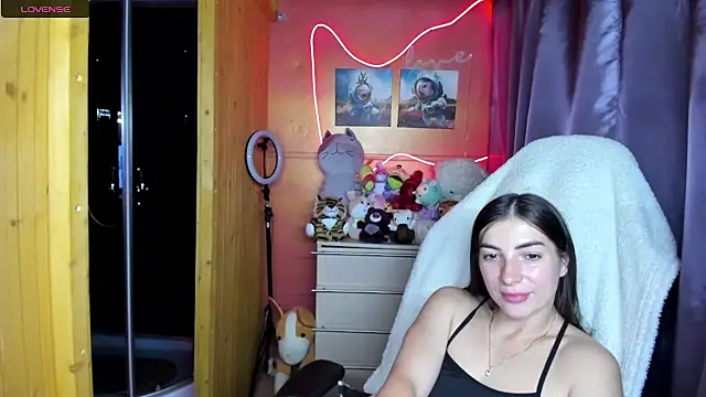 Snapshot of Fiery_Brunette_ chatting on 07-19-26, 03:37 Fiery Brunette online show from 07-19-26, 03:37