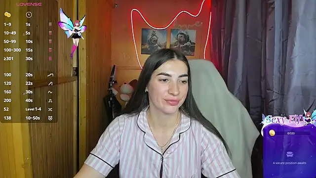 Fiery Brunette  online show from 02-19-25, 05:38