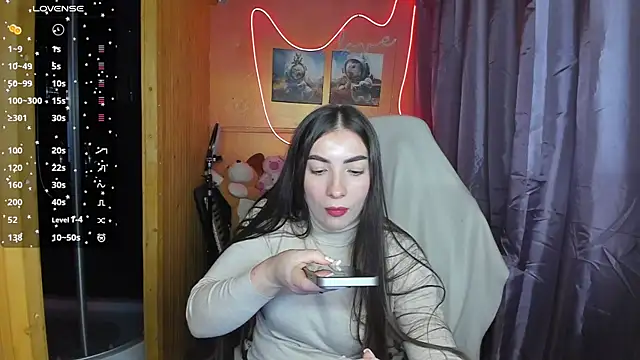 Fiery Brunette  online show from 02-27-25, 11:50