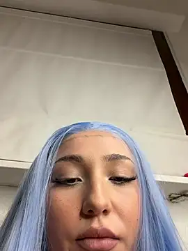 Coco-Love online show from 01-19-26, 03:49