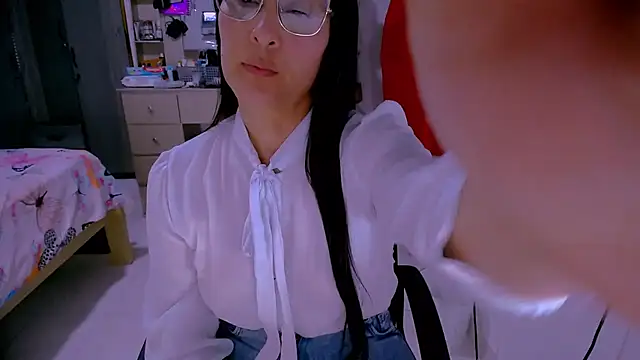 BitterMomXxx online show from 07-24-26, 02:35