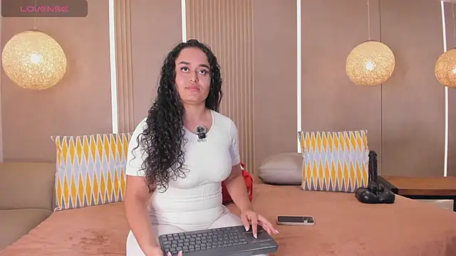 sabrina shark  online show from 05-21-26, 01:14