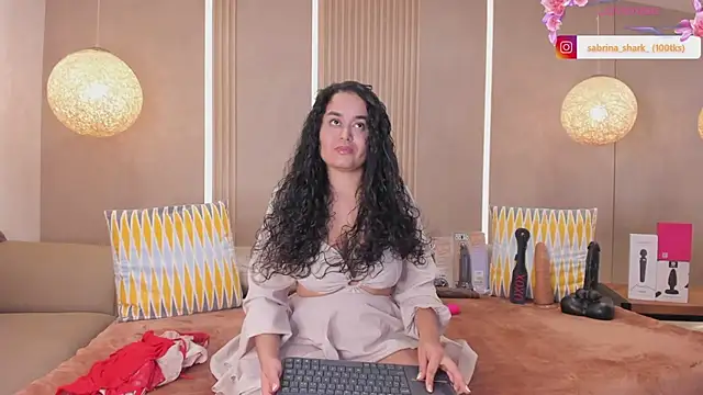 sabrina shark  online show from 05-25-26, 10:08