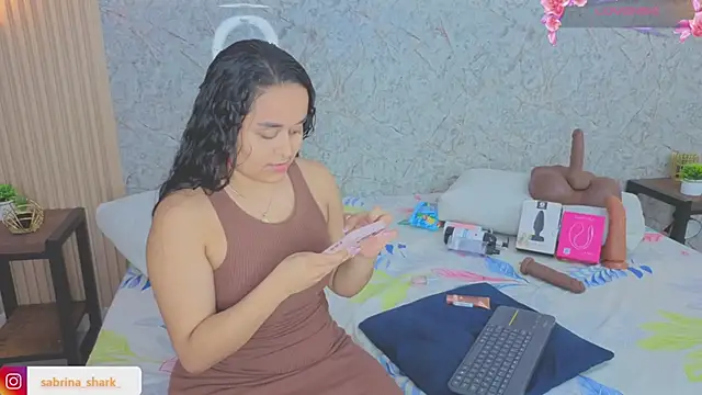 sabrina shark  online show from 01-15-26, 02:37