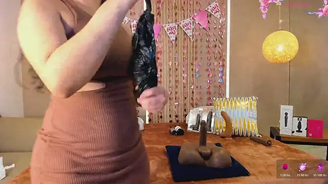 Snapshot of sabrina_shark_ chatting on 02-17-26, 02:42 sabrina shark online show from 02-17-26, 02:42