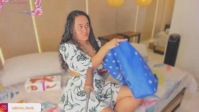 sabrina shark  online show from 10-03-25, 02:59