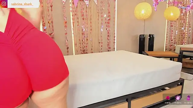 Snapshot of sabrina_shark_ chatting on 02-12-26, 02:44 sabrina shark online show from 02-12-26, 02:44