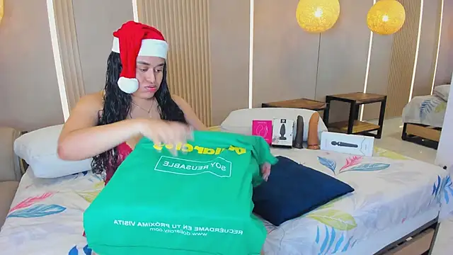 sabrina shark  online show from 12-15-25, 01:44