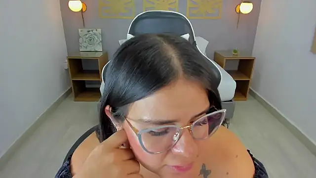 ayla13  online show from 02-26-25, 09:53