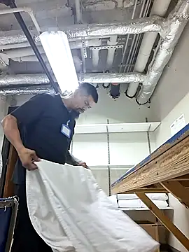 Snapshot of playtyme420691 chatting on 10-19-25, 06:32 playtyme420691 online show from 10-19-25, 06:32