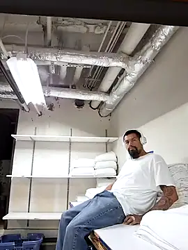 Snapshot of playtyme420691 chatting on 12-04-24, 03:59 playtyme420691 online show from 12-04-24, 03:59