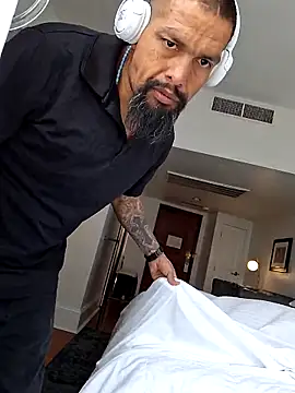 Snapshot of playtyme420691 chatting on 01-04-25, 06:30 playtyme420691 online show from 01-04-25, 06:30