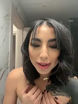 catalina  23 online show from 12-05-25, 07:45