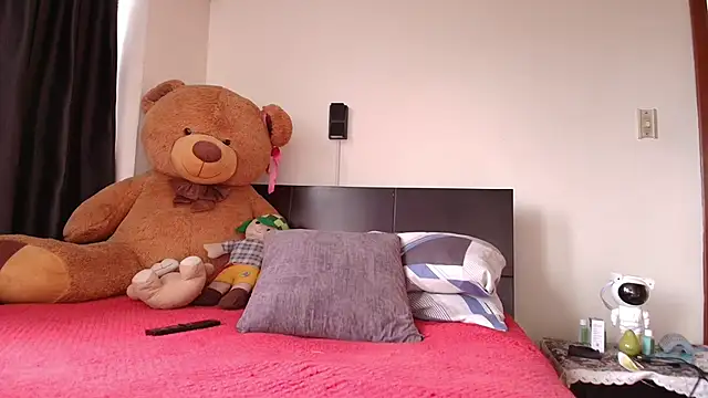 Samanntthaa   online show from 04-10-26, 01:07