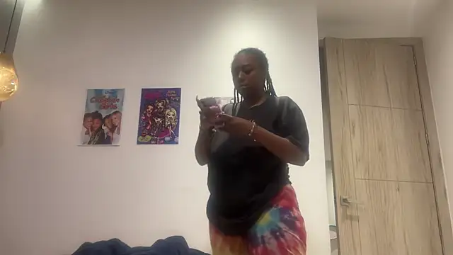 ChocolateCakeQueen online show from 06-13-26, 04:43