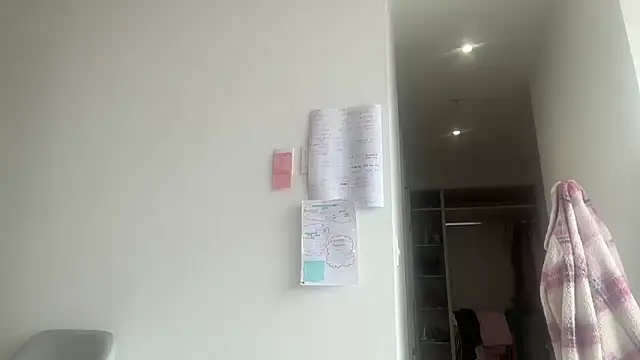 ChocolateCakeQueen online show from 06-20-26, 07:08