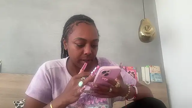 ChocolateCakeQueen online show from 06-11-26, 02:25