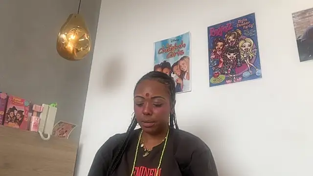 ChocolateCakeQueen online show from 06-06-26, 08:47