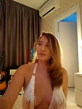 IreneHope online show from 03-12-25, 03:40