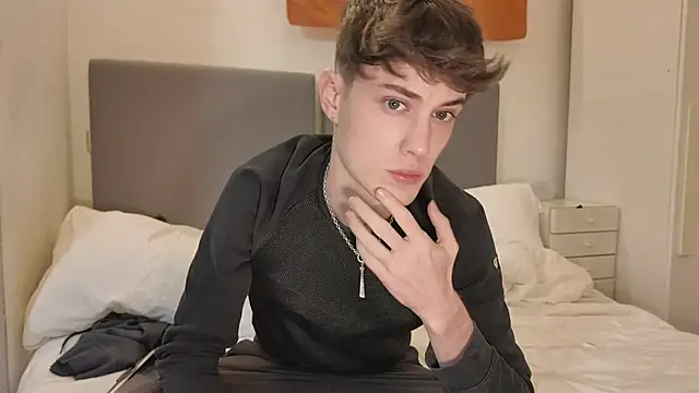 twinkyjd  online show from 03-02-26, 10:38