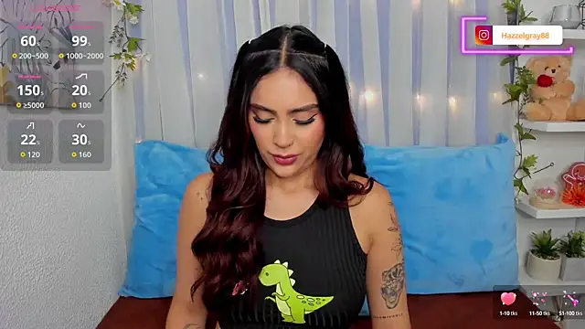 HazzelGray online show from 10-15-25, 03:53