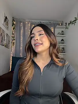 HazzelGray online show from 01-31-26, 07:12