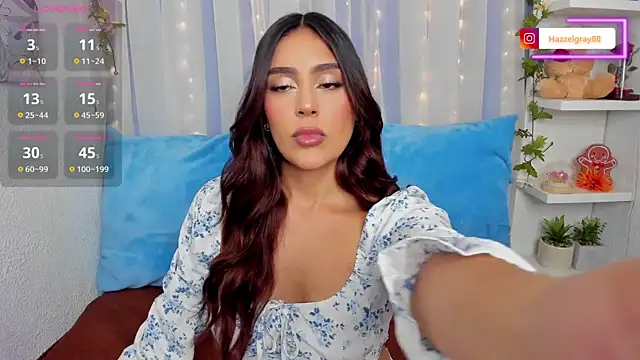 HazzelGray online show from 10-17-25, 04:09