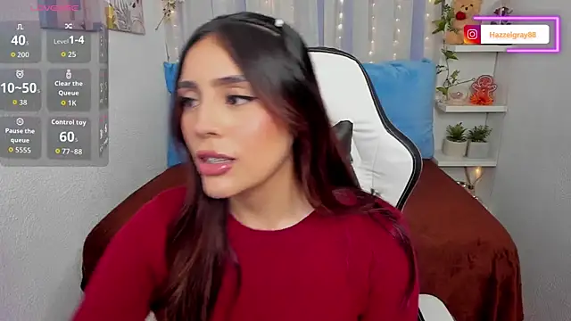 HazzelGray online show from 09-20-25, 02:44