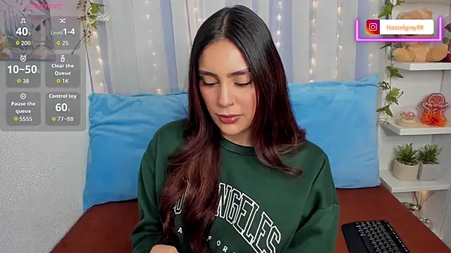 HazzelGray online show from 09-14-25, 06:30